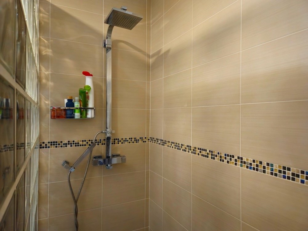 Property 2452 - Image 42